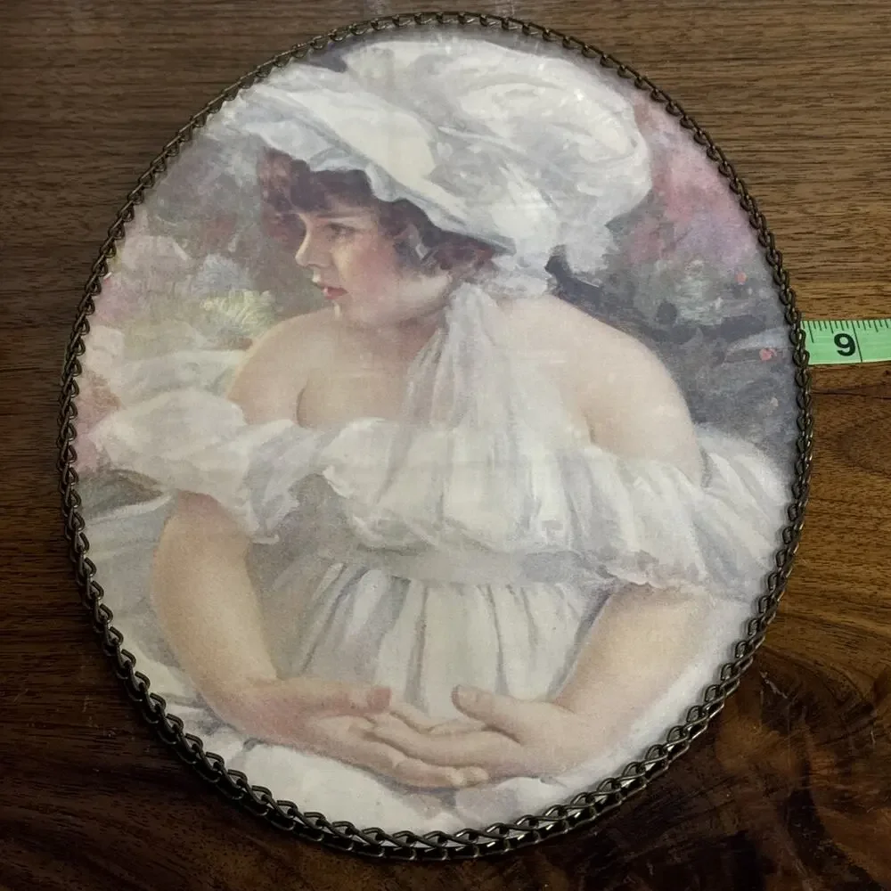Vtg. “ Priscilla” Oval Filigree Frame Flue Cover